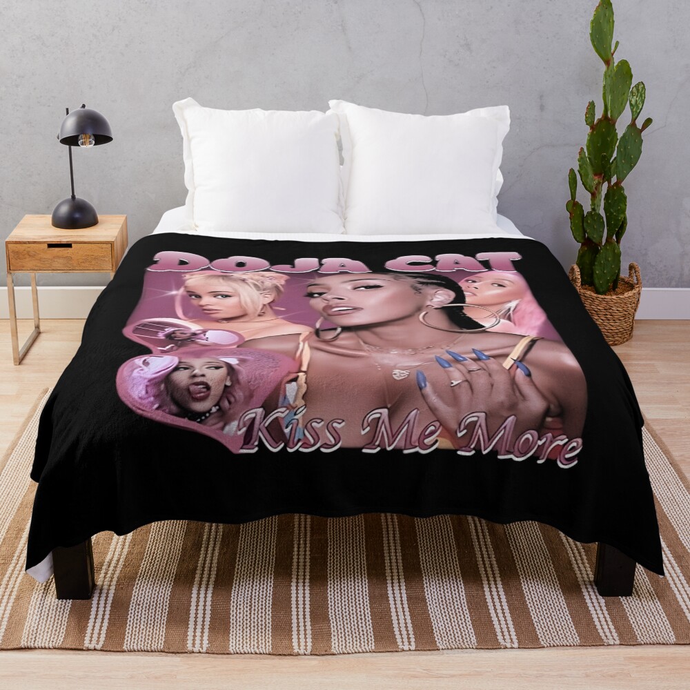 Doja Cat Scarlet Fox Throw Blanket