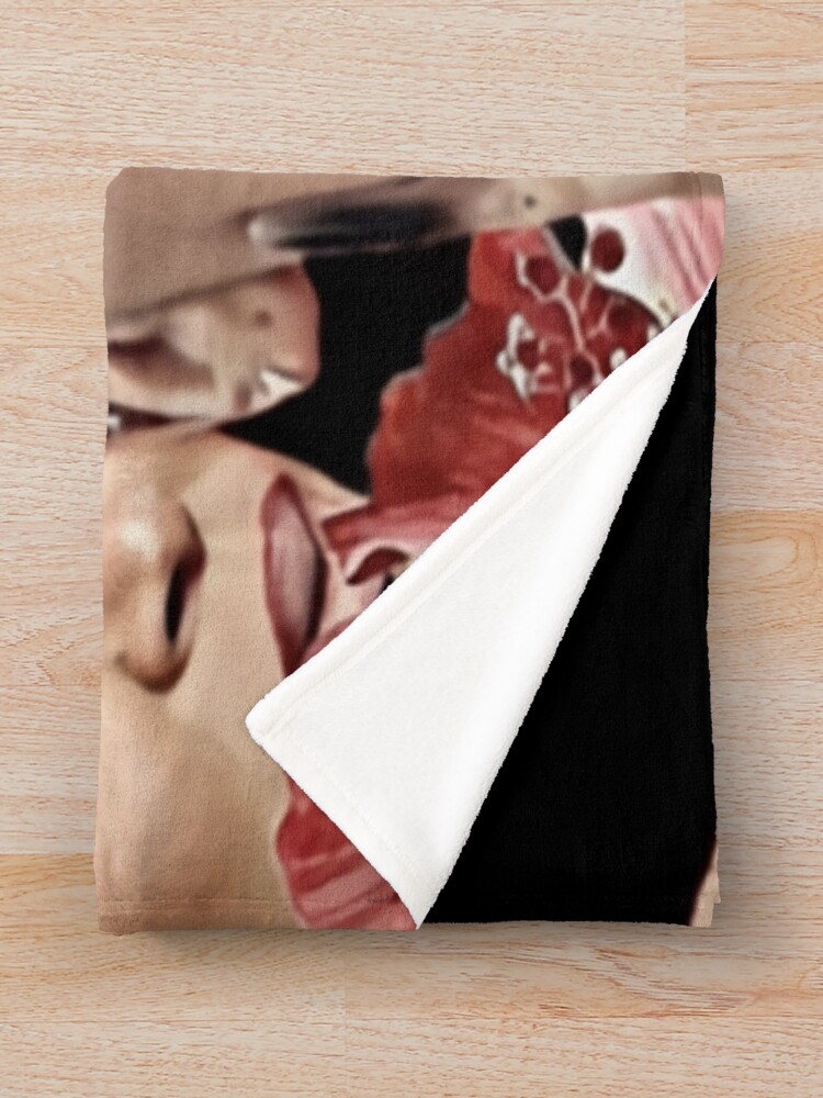 Doja Cat Scarlet Bloom Throw Blanket - Image 2